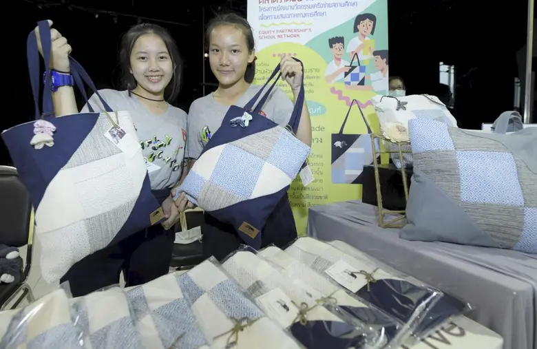 เจดี เซ็นทรัล จับมือ กสศ –โชรส์เบอรี ประกาศความสำเร็จโครงการ Equity Partnership’s School Network