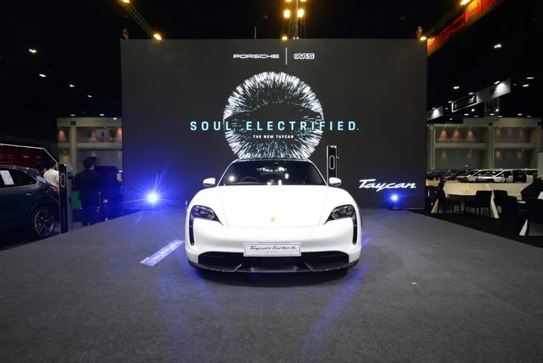 ปอร์เช่ ประเทศไทย เปิดตัวปอร์เช่ ไทคานน์ (Taycan) อย่างเป็นทางการพร้อมราคาสุดเร้าใจ ที่งาน Bangkok International Motor Show 2020