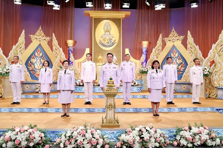 นายพุทธิพงษ์ ปุณณกันต์ รัฐมนตรีว่าการกระท...