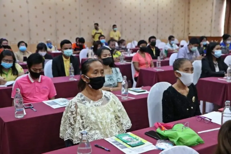 จังหวัดชุมพร จัดสัมมนาเครือข่ายผู้ประกอบกิจการ SME ภายใต้โครงการเพิ่มผลิตภาพแรงงานสู่ SME 4.0