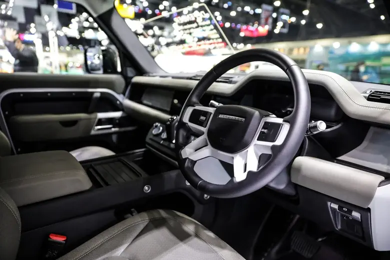 พบกับแลนด์โรเวอร์ ดีเฟนเดอร์ใหม่ พร้อมข้อเสนอพิเศษสำหรับจากัวร์และแลนด์โรเวอร์ทุกรุ่น ในงานบางกอก อินเตอร์เนชั่นแนล มอเตอร์โชว์ ครั้งที่ 41