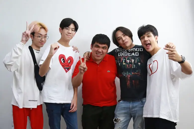 สิ้นสุดการรอคอย หลังจากหยุดพักการออกอากาศ...