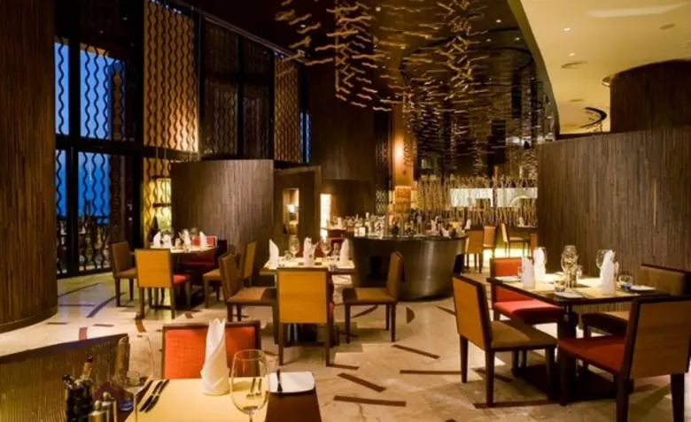 อิ่มอร่อยสไตล์อิตาเลียน ณ ห้องอาหารแอคควา...