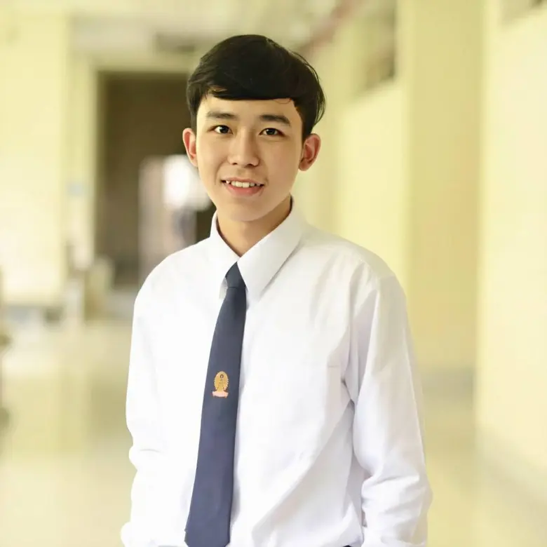 สองนิสิตจุฬาฯ แบบอย่างของผู้มีความประพฤติดี