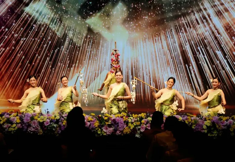 รมว.วธ. มอบรางวัลงาน “วันภาษาไทยแห่งชาติ พุทธศักราช ๒๕๖๓”