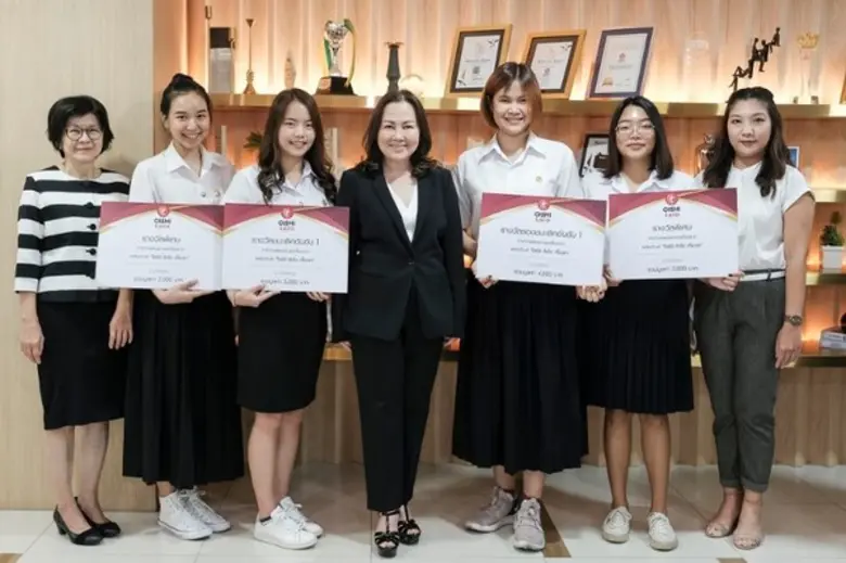 มนต์ฤดี อัครราช (กลาง) ผู้อำนวยการฝ่ายสื่...