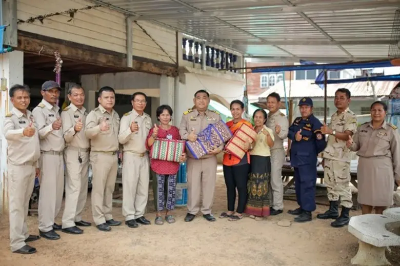 ร่วมเชิดชูเกียรติและศักดิ์ศรี ผู้ที่เสียส...