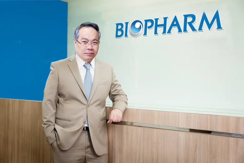 ขอแสดงความยินดีกับ “วีระพัฒน์ ถกลศรี” และ...