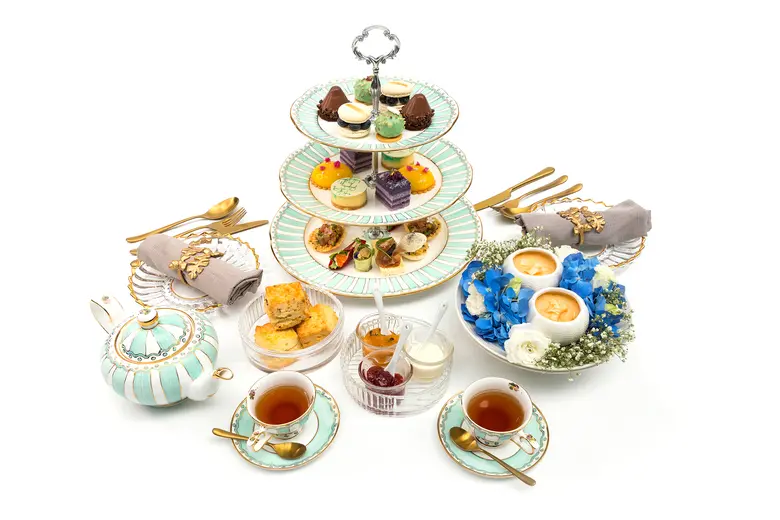 Cherish your beloved Mum with a celebrato...