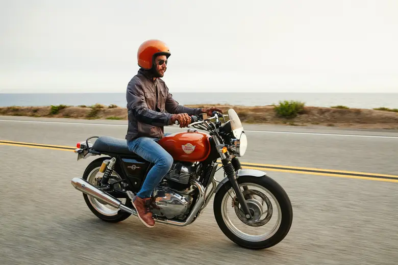 รอยัล เอนฟิลด์ ตอกย้ำความเป็นผู้นำในตลาดร...