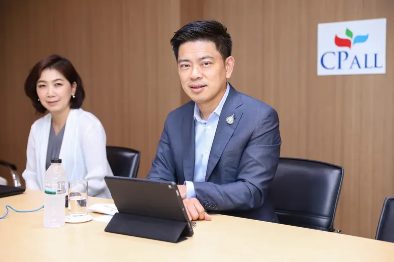 นายเกรียงชัย บุญโพธิ์อภิชาติ Chief Financ...