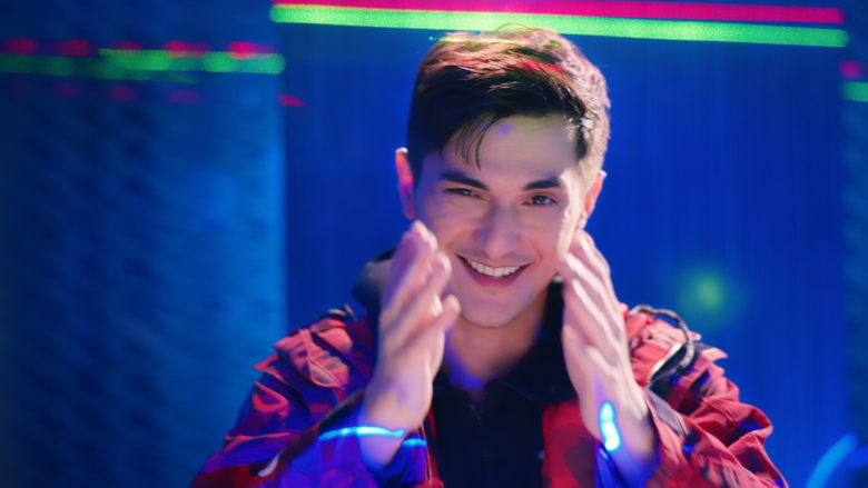 หลังปล่อยซิงเกิ้ลหนุกๆ พร้อมมิวสิควิดีโอเ...