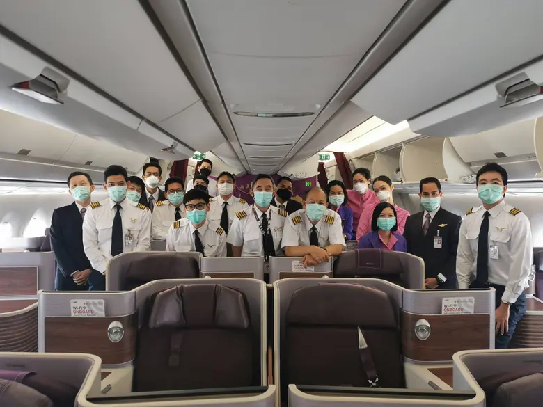 นาวาอากาศตรี อนิรุต แสงฤทธิ์ ผู้อำนวยการใ...