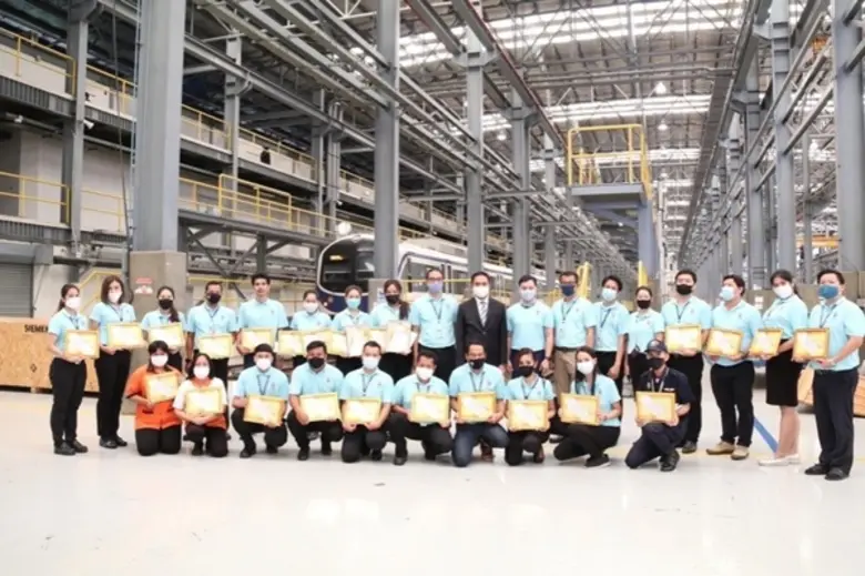 รถไฟฟ้าแอร์พอร์ต เรล ลิงก์ จัดพิธีมอบใบปร...