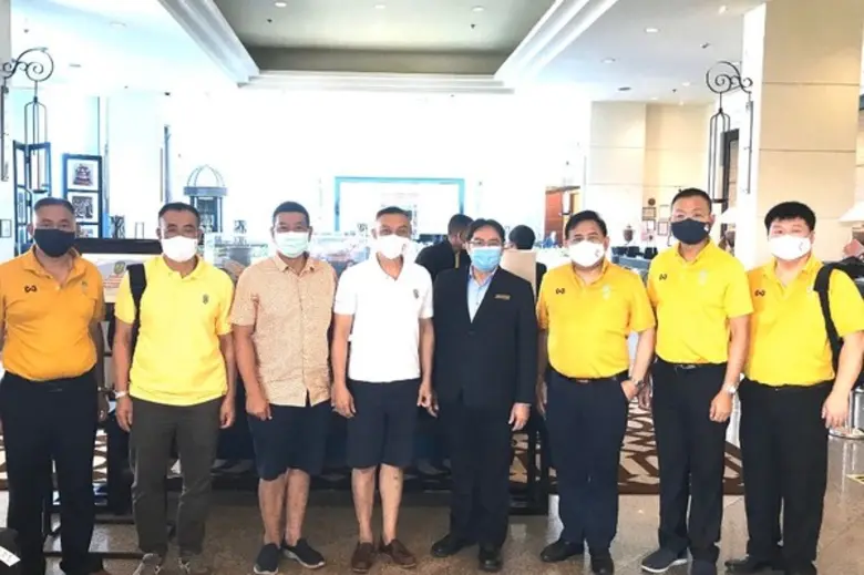 นายมนูญ วุฒิ ผู้จัดการทั่วไปโรงแรมเซ็นทาร...