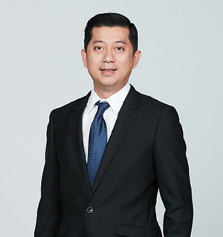 ธนะรัชต์ บุญญะโกศล กรรมการผู้จัดการ บริษัท ยูนิเวนเ...