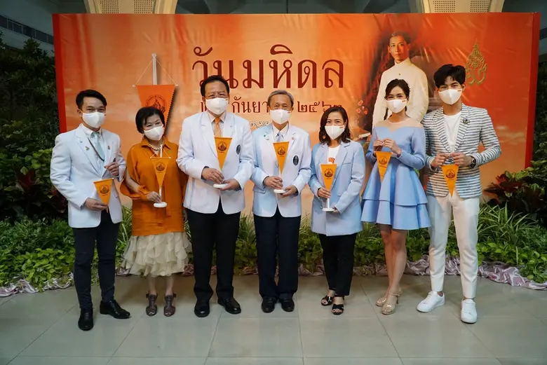 ศ.ดร.นพ. ประสิทธิ์ วัฒนาภา คณบดีคณะแพทยศา...