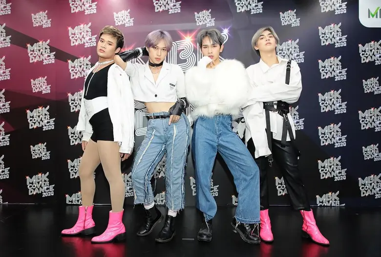 สุดปัง! เปิดฉากงานเต้นโคฟเวอร์แห่งปี MBK COVER DANCE 2020 กองเชียร์คึกคัก เยาวชนตบเท้าร่วมแข่งขันชิงทุนการศึกษามากกว่า 200,000 บาท