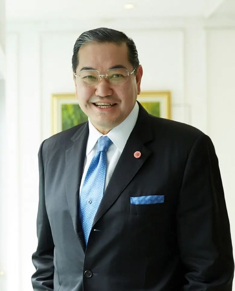 RML จัดทัพเสริมแกร่ง แต่งตั้ง “ศ. ดร. สุรเกียรติ์ เสถียรไทย” ดำรงตำแหน่ง ประธานกิตติมศักดิ์ ให้คำปรึกษาวางกลยุทธ์ทางธุรกิจ