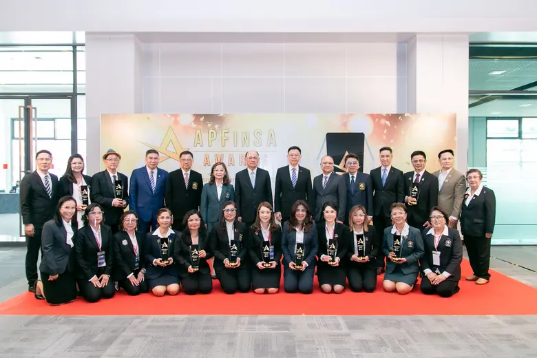 นายจิรวัฒน์ พฤกษ์ภูรีพงศ์ รักษาการประธานเ...