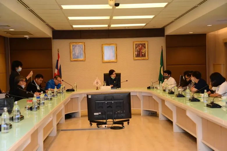 ก.เกษตร รมช.มนัญญา รับฟังและหารือการกำจัดการใช้สารเคมี