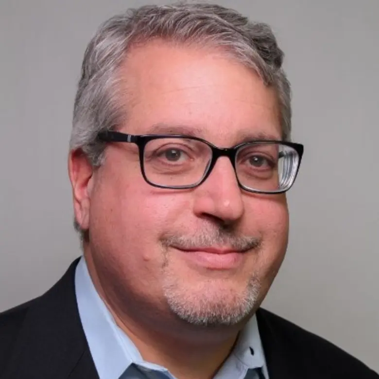 ปี 2006 ในงานอุตสาหกรรมงานหนึ่ง ซีอีโอของ...