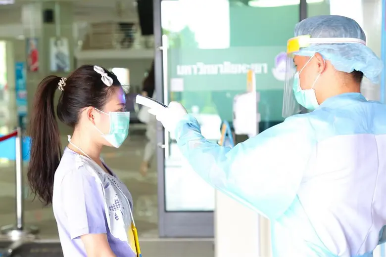 ศูนย์การแพทย์และโรงพยาบาลมหาวิทยาลัย ฝึกซ้อมแผนตอบโต้ภาวะฉุกเฉิน กรณีการระบาดของโรคติดเชื้อไวรัสโคโรนา 2109 (COVID-19) ระลอก 2