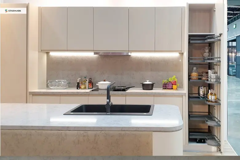 สัมผัสมนต์เสน่ห์แห่งความโค้งมน ที่สะกดทุกสายตา ด้วยชุดครัวรุ่นCurva (เคอร์ว่า) เอกสิทธิ์เฉพาะจาก “สตาร์มาร์ค”