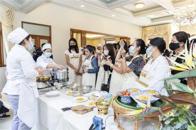 มูลนิธิอนุรักษ์พระราชวังพญาไท บริษัทเอสซีจี โลจิสติกส์ แมเนจเม้นท์ จำกัด และวิทยาลัยดุสิตธานี เปิดงาน “สร้างงาน สร้างอาชีพ พิชิตโควิด-19”