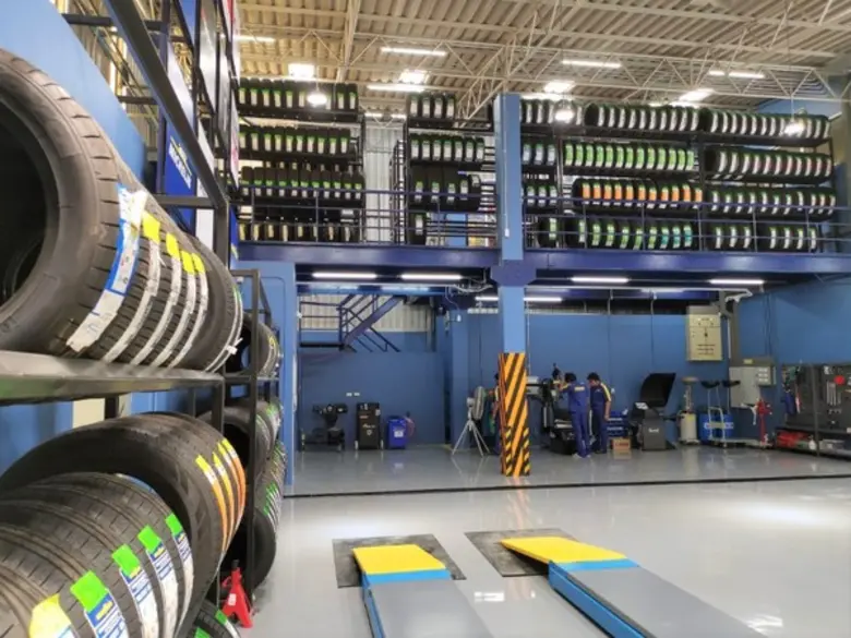 บริษัท ซีอาร์ซี ไทวัสดุ จำกัด ในเครือ Cen...