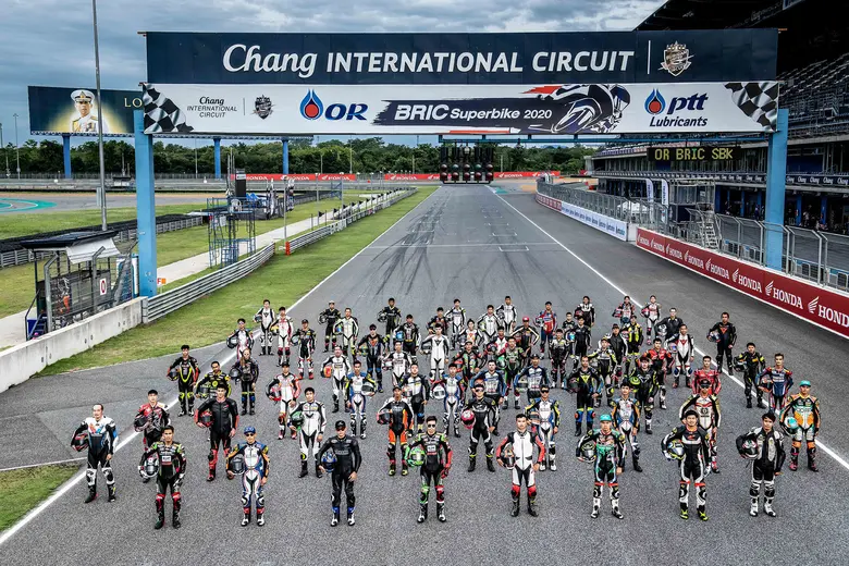 แฟนมอเตอร์สปอร์ตชาวไทยได้ชมติดขอบสนามอีกค...