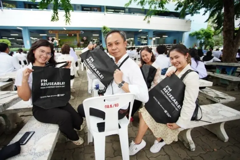 ม.รามคำแหง รณรงค์ “รักษ์สิ่งแวดล้อม งดใช้ถุงพลาสติก”