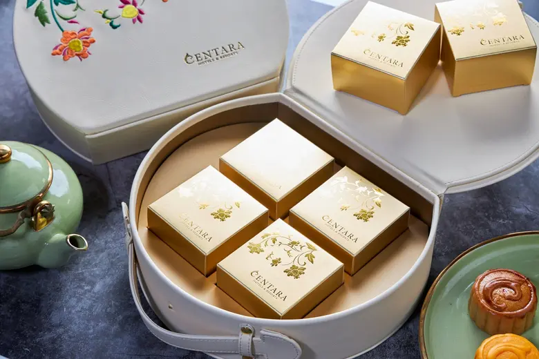 โรงแรมเซ็นทาราแกรนด์ แอท เซ็นทรัลพลาซา ลา...