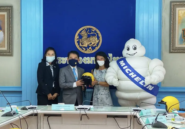 เอสซีลอร์ ผนึกกำลัง มิชลิน จัดแคมเปญระดับโลก “มิชลินรณรงค์ขับขี่ปลอดภัย ใส่หมวกนิรภัยให้น้อง”