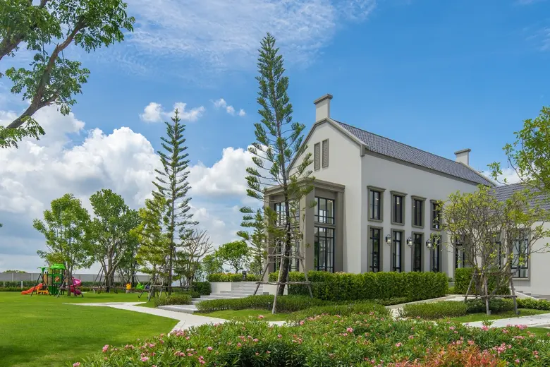 บริษัท ควอลิตี้เฮ้าส์ จำกัด (มหาชน) ผู้พั...