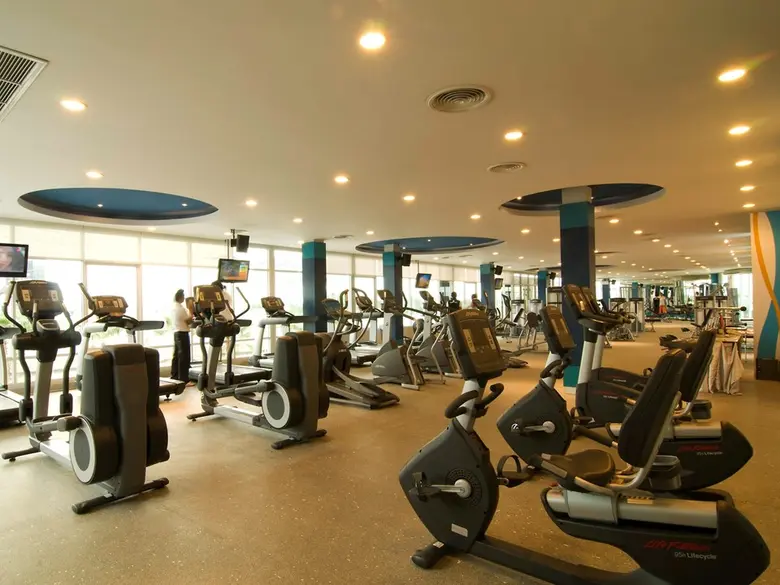 เลควิวสปอร์ตคลับ จับกลุ่มคนรักสุขภาพ สมัครรายปีรับเพิ่ม 1 เดือน แสดงบัตรนักเรียนรับส่วนลดเพิ่มอีก