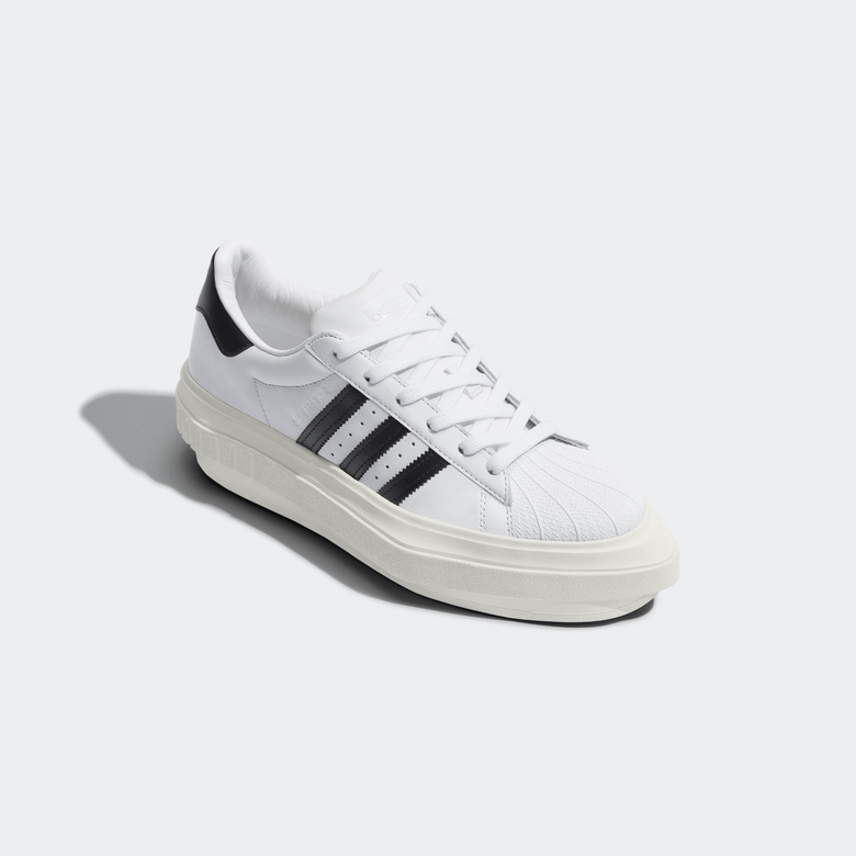 ย้อนกลับไปในยุค 70 เมื่อครั้งที่รองเท้า a...