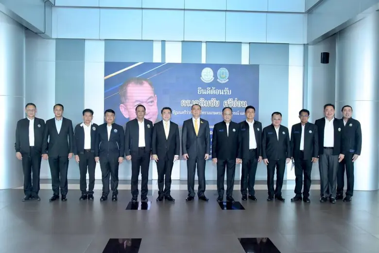 รมว.เฉลิมชัย ติดตามแนวโน้มสถานการณ์น้ำและการบริหารจัดการน้ำ ปี 2563/64 มอบหน่วยงานที่เกี่ยวข้องบริหารจัดการน้ำตามความเหมาะสมในแต่ละพื้นที่