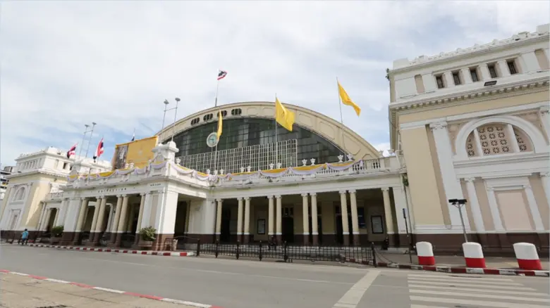 ช่อง 3 ส่ง “English on Tracks” รายการใหม่โชว์ความรู้เรื่องรถไฟไทย !! พร้อมควบคู่คำศัพท์ และประโยคภาษาอังกฤษที่น่าสนใจตลอดกันยายนนี้