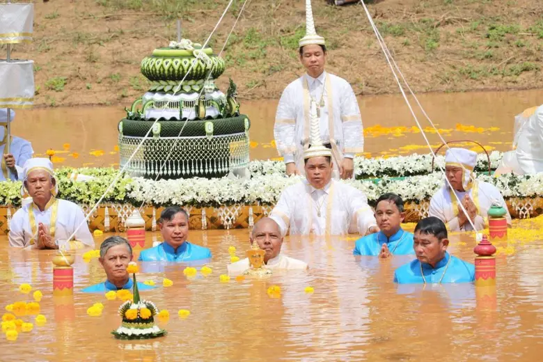 รมว.วธ. เปิดงาน “ประเพณีอุ้มพระดำน้ำ จ.เพชรบูรณ์ ประจำปี ๒๕๖๓” หนุนเรียนรู้แหล่งท่องเที่ยวทางวัฒนธรรม สร้างงาน สร้างรายได้สู่ท้องถิ่น