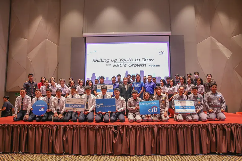 การคิดนอกกรอบ การเรียนรู้นอกห้องเรียน การ...