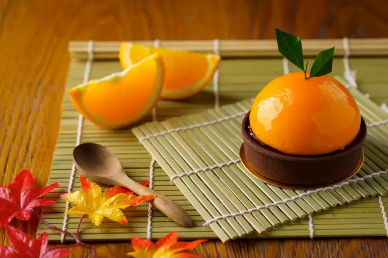 ร้านขนม ลา พาทิสเซอร์รีแนะนำขนมเค้กในสีสันฤดูใบไม้เปลี่ยนสีที่ประเทศญี่ปุ่น