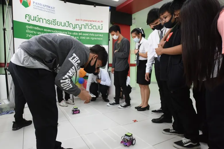 ซีดีจี และ มจพ. แก้โจทย์คนทำงานขาดทักษะคิดวิเคราะห์ จับมือศูนย์การเรียนปัญญาภิวัฒน์ ผลักดันโค้ดดิ้งสู่ห้องเรียนธุรกิจค้าปลีก