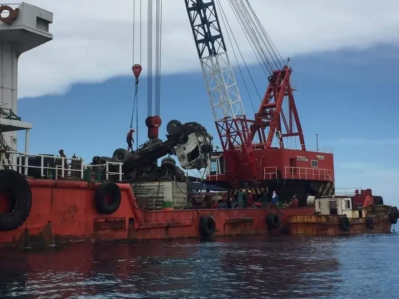 นายอภิชาติ ชโยภาส กรรมการผู้จัดการ บริษัท...