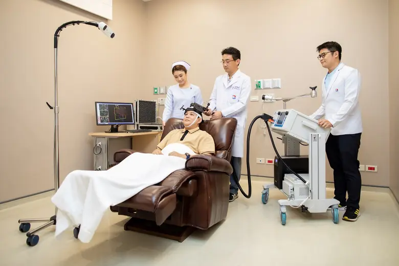 สมองและระบบประสาทมีความสำคัญอย่างยิ่งในการสั่งการต่...