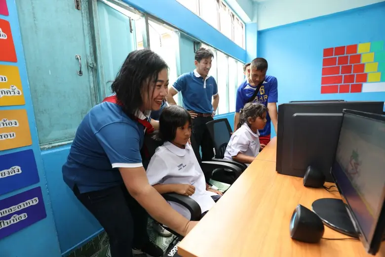 ยูเมะพลัส “ให้น้องวางใจ...ง่ายทุกฝัน”  ณ โรงเรียนบ้านควนหนองหงส์ จ. นครศรีธรรมราช