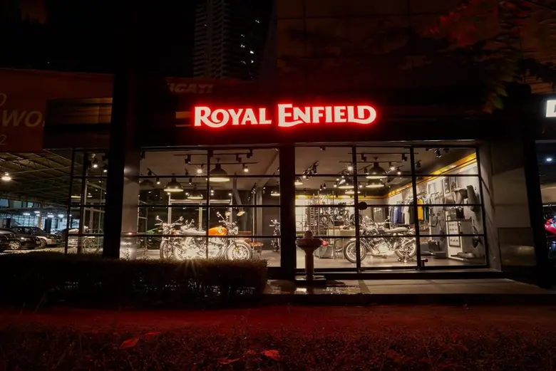 รอยัล เอนฟิลด์ สโตร์ พระราม 3 พร้อมเปิดให้บริการ