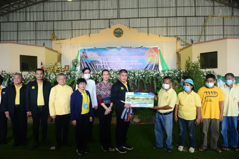 ร้อยเอก ธรรมนัส พรหมเผ่า รัฐมนตรีช่วยว่าก...