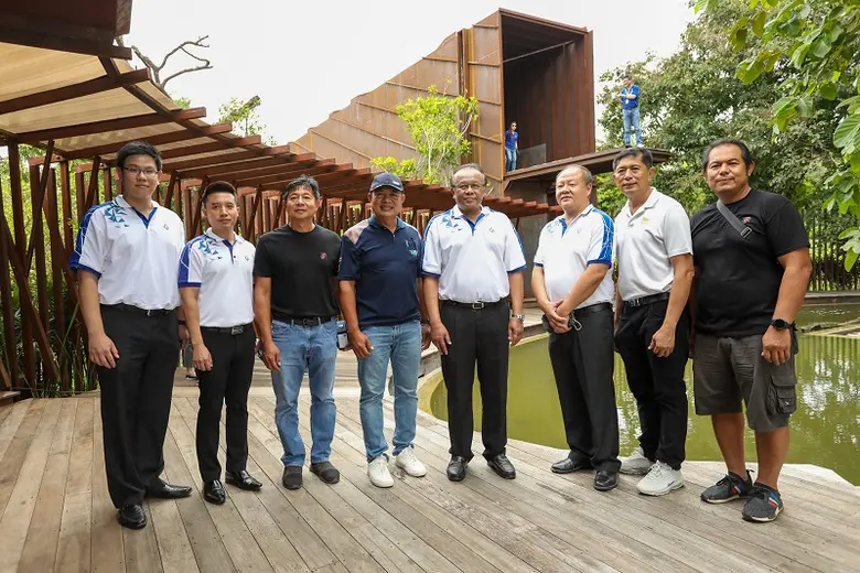 ธนาคารกรุงเทพ นำคณะแบงก์ชาติ เยี่ยมชมลูกค้าเอสเอ็มอี 3 ราย 'มานะออร์คิดฟาร์ม’ 'Sense of Place’ และ 'ราญา กรีน โคโคนัท’