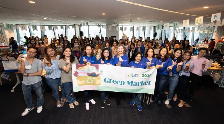 บมจ.กรุงไทย-แอกซ่า ประกันชีวิต นำโดยนางแซ...